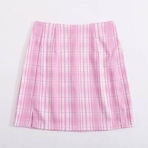 pink skirt